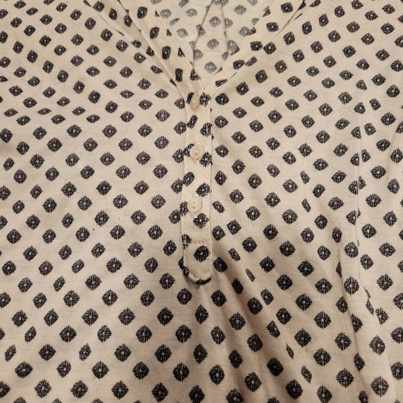 Patterned Top - Picture 3 of 5